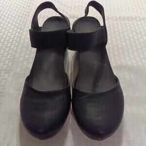 AXXIOM Imagine Sandals Black Wedge 10 M Closed Toe Minimalist Casual Comfort